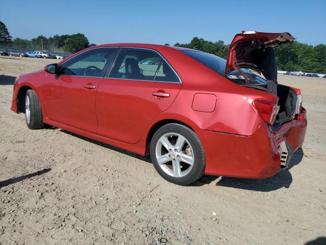4T1BF1FK7CU572455 - 2012 TOYOTA CAMRY BASE RED photo 2