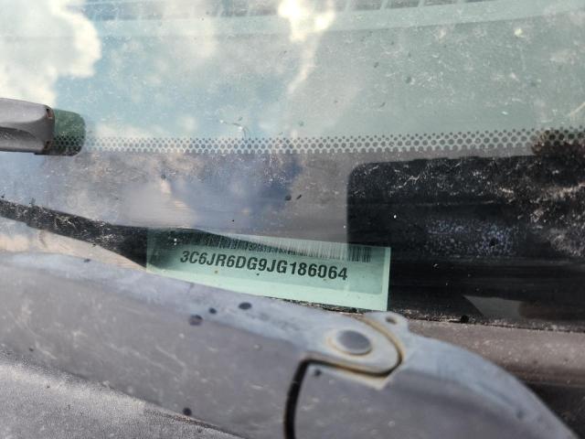 3C6JR6DG9JG186064 - 2018 RAM 1500 ST Белый фото 13