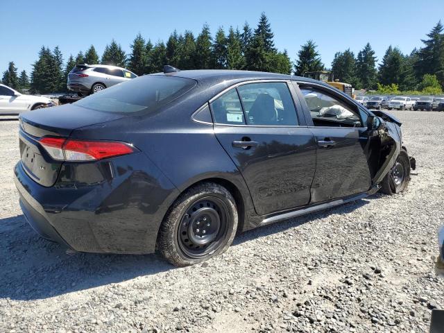 5YFEPMAE9MP241716 - 2021 TOYOTA COROLLA LE შავი ფოტო 3