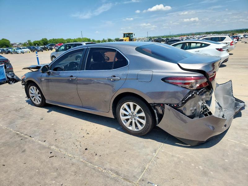 4T1B11HK6JU591524 - 2018 TOYOTA CAMRY L 灰色 照片 2