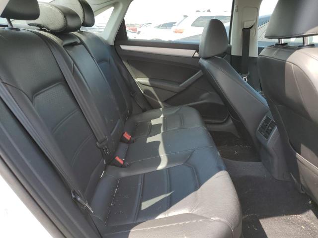 1VWBP7A35DC020655 - 2013 VOLKSWAGEN PASSAT SE WHITE photo 10