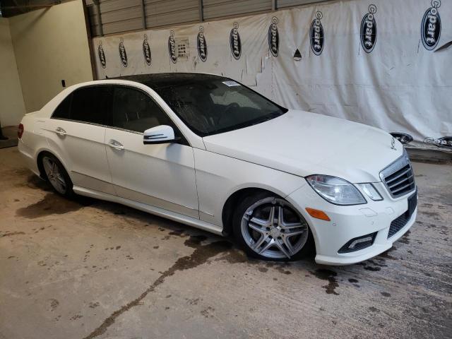 WDDHF9AB4BA348411 - 2011 MERCEDES-BENZ E 550 4MATIC WHITE photo 4