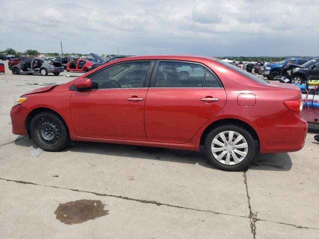 5YFBU4EE8DP105311 - 2013 TOYOTA COROLLA BASE RED photo 2