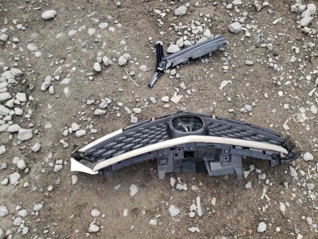 19UUB3F69KA001798 - 2019 ACURA TLX TECHNOLOGY WHITE photo 12