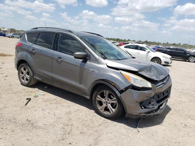 1FMCU0GX9EUE25135 - 2014 FORD ESCAPE SE GRAY photo 4