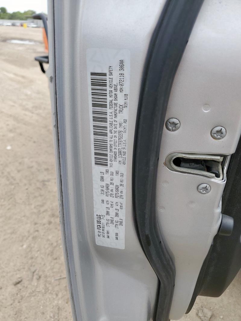 1C6RR7LT7FS752276 - 2015 RAM 1500 SLT SILVER photo 12