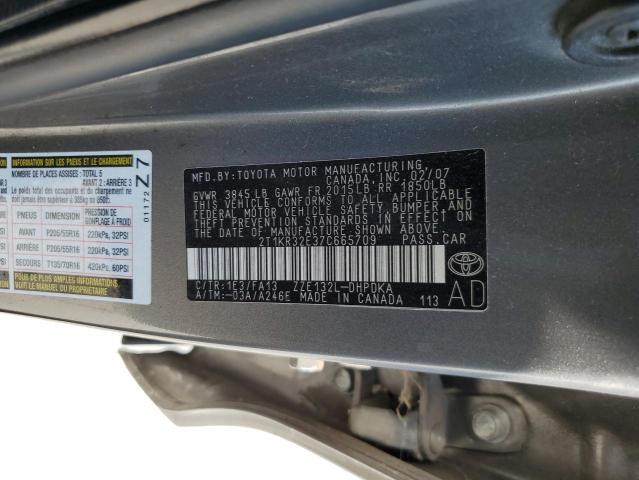 2T1KR32E37C665709 - 2007 TOYOTA COROLLA MA XR GRAY photo 12