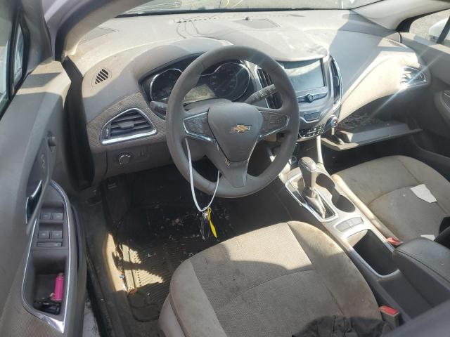 3G1BE6SM8JS570618 - 2018 CHEVROLET CRUZE LT WHITE photo 8