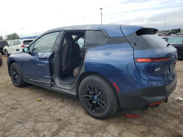 WB523CF0XRCP88320 - 2024 BMW IX XDRIVE50 BLUE photo 2