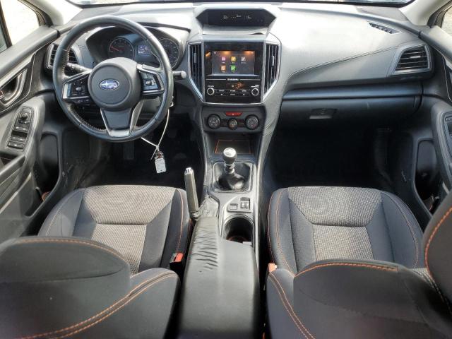 JF2GTABC9J9202109 - 2018 SUBARU CROSSTREK PREMIUM Silber Foto 8