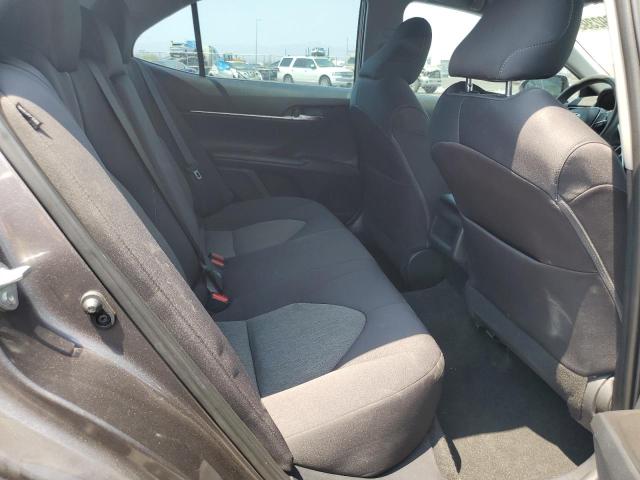 4T1C11AK3NU646080 - 2022 TOYOTA CAMRY LE 灰色 照片 10