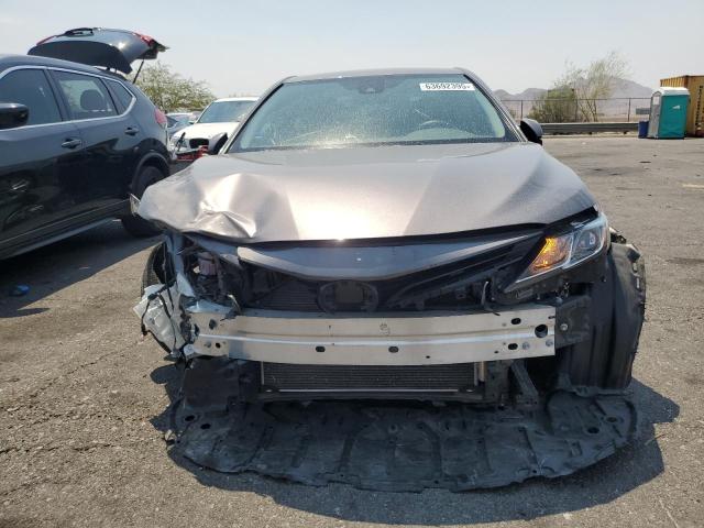 4T1C11AK3NU646080 - 2022 TOYOTA CAMRY LE 灰色 照片 5