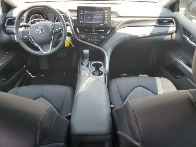 4T1C11AK3NU646080 - 2022 TOYOTA CAMRY LE 灰色 照片 8