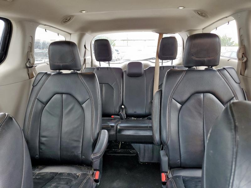 2C4RC1BG7HR613927 - 2017 CHRYSLER PACIFICA TOURING L BLACK photo 10