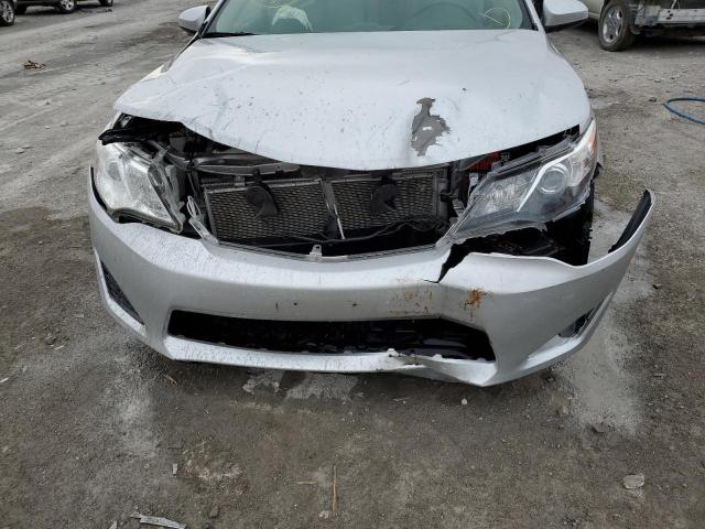 4T4BF1FK6ER443079 - 2014 TOYOTA CAMRY L SILVER photo 9