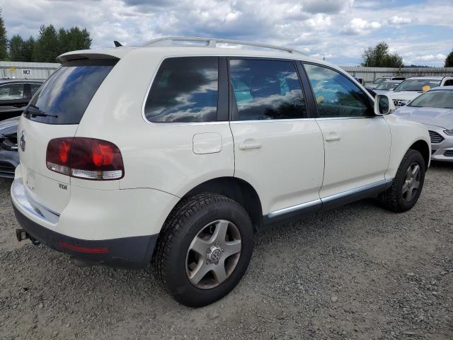 WVGFM77LX9D036805 - 2009 VOLKSWAGEN TOUAREG 2 V6 TDI WHITE photo 3