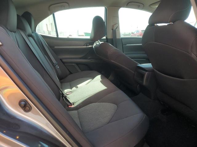 4T1C31AK3MU553696 - 2021 TOYOTA CAMRY LE GRAY photo 10