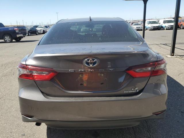 4T1C31AK3MU553696 - 2021 TOYOTA CAMRY LE GRAY photo 6