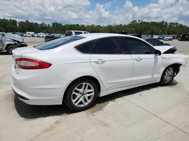 1FA6P0H75G5132469 - 2016 FORD FUSION SE 白色 照片 3