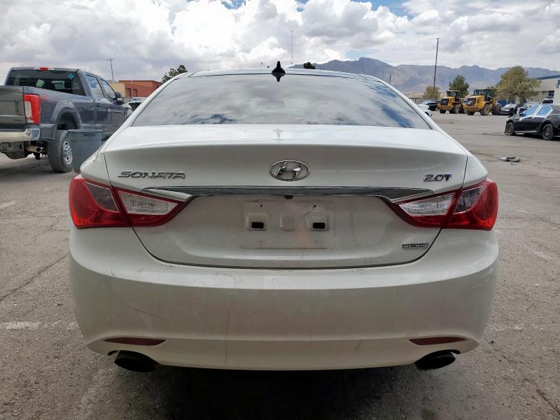5NPEC4AB2CH384651 - 2012 HYUNDAI SONATA SE WHITE photo 6