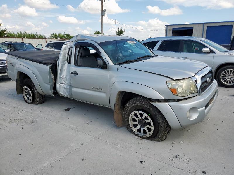 5TEUU42N05Z033724 - 2005 TOYOTA TACOMA ACCESS CAB Plata foto 4