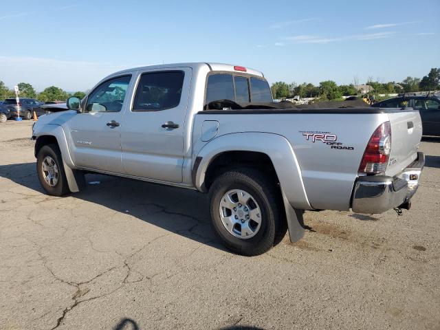 3TMJU4GN6BM115123 - 2011 TOYOTA TACOMA DOUBLE CAB PRERUNNER SILVER photo 2