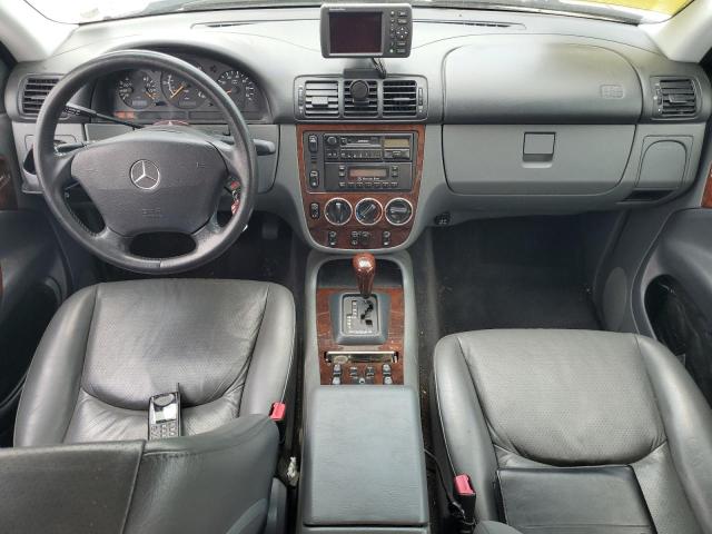 4JGAB72E5XA098183 - 1999 MERCEDES-BENZ ML 430 银色 照片 8