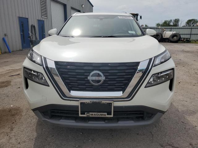 JN8BT3BB9NW337744 - 2022 NISSAN ROGUE SV WHITE photo 5