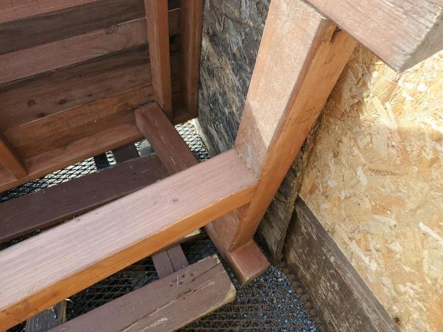 4YMUL0615DV014037 - 2013 CADK 4X6T BROWN photo 5