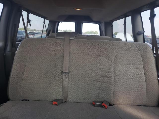 1GAZGPFG8J1336841 - 2018 CHEVROLET EXPRESS G3 LT Rot Foto 10