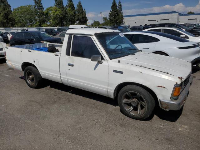 JN6ND02S6GW101699 - 1986 NISSAN 720 LONG BED WHITE photo 4