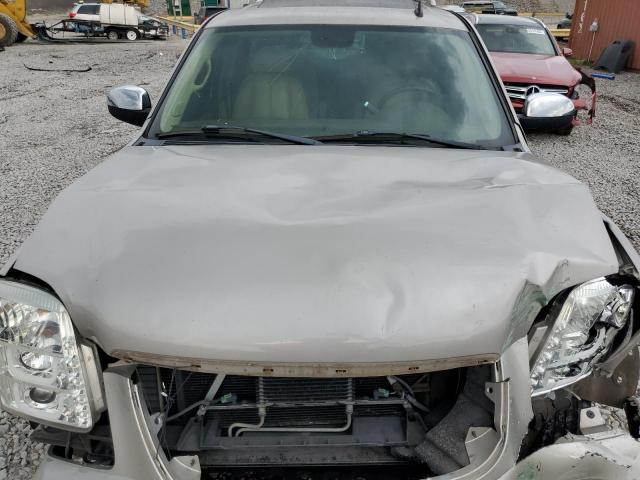 1GKFK63837J338266 - 2007 GMC YUKON DENALI SILVER photo 11