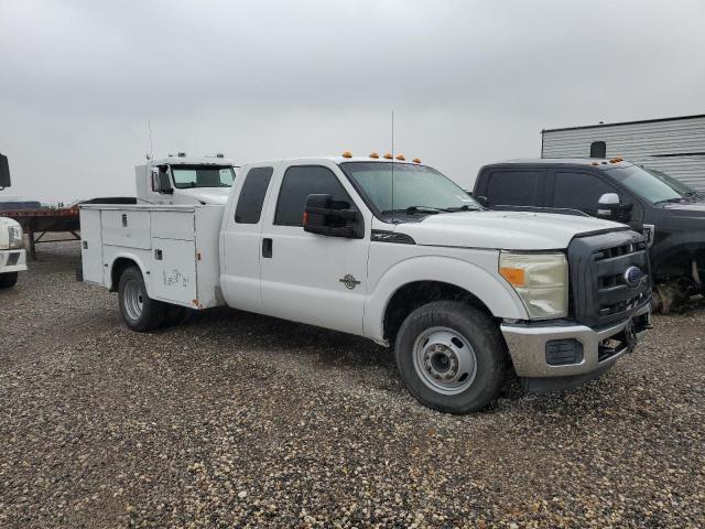 1FD8X3GT2CEC46602 - 2012 FORD F350 SUPER DUTY WHITE photo 4