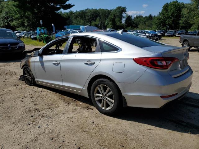 5NPE24AA6FH181051 - 2015 HYUNDAI SONATA ECO SILVER photo 2