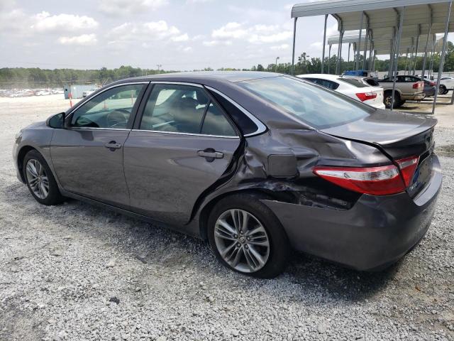 4T1BF1FK5GU190303 - 2016 TOYOTA CAMRY SE LE 灰色 照片 2