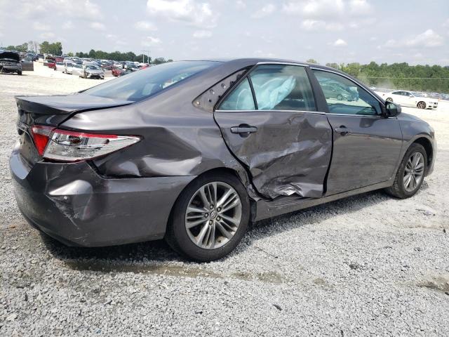 4T1BF1FK5GU190303 - 2016 TOYOTA CAMRY SE LE 灰色 照片 3