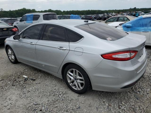 3FA6P0H76GR111272 - 2016 FORD FUSION SE BURGUNDY photo 2