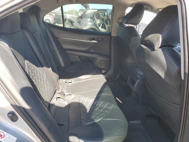 4T1B11HKXKU735335 - 2019 TOYOTA CAMRY L 银色 照片 10