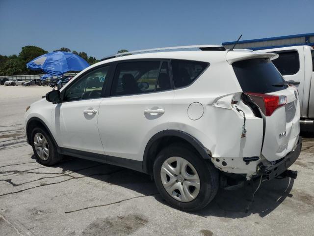 JTMZFREV8FJ040523 - 2015 TOYOTA RAV4 LE WHITE photo 2