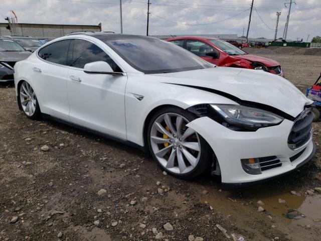 5YJSA1CN0DFP13619 - 2013 TESLA MODEL S Սպիտակ լուսանկար 4