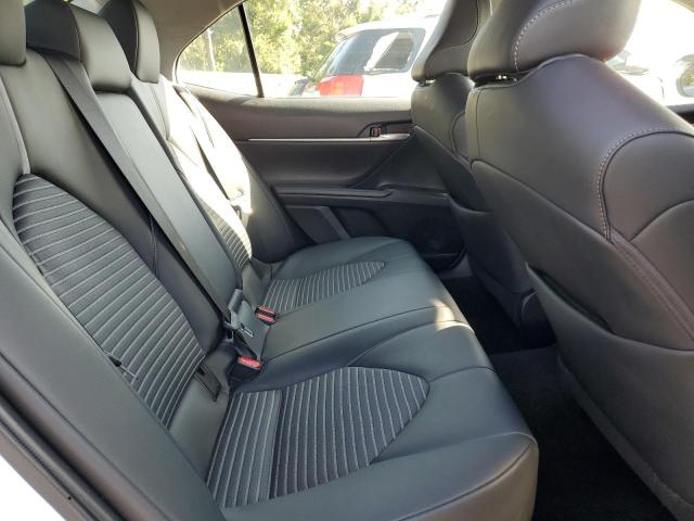 4T1G11AK0PU822393 - 2023 TOYOTA CAMRY SE NIGHT SHADE WHITE photo 10