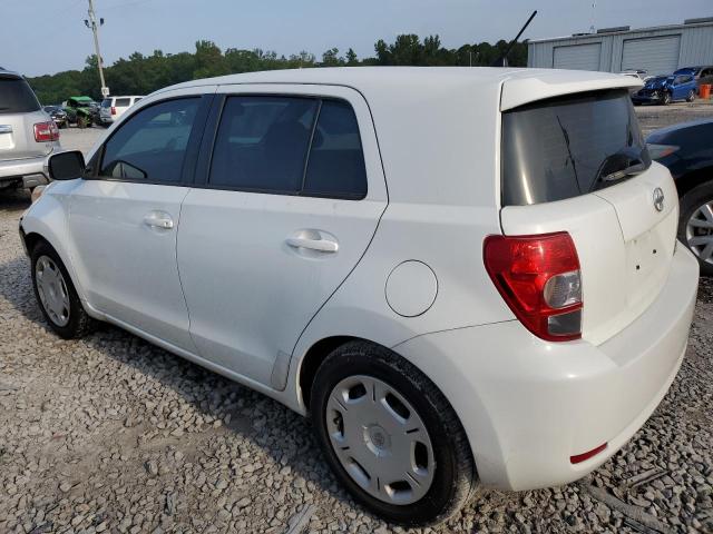 JTKKU4B49C1017519 - 2012 SCION XD WHITE photo 2