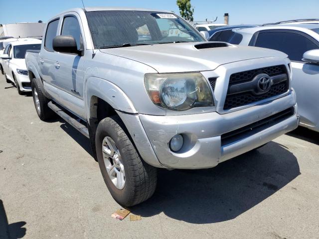 3TMJU4GN8BM124003 - 2011 TOYOTA TACOMA DOUBLE CAB PRERUNNER SILVER photo 4