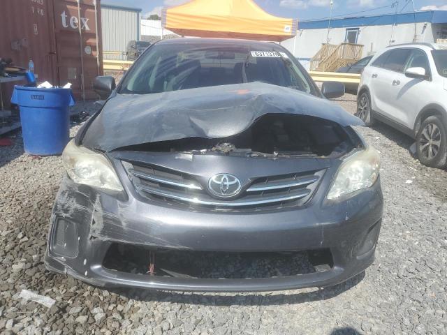 5YFBU4EE4DP139875 - 2013 TOYOTA COROLLA BASE Gris photo 5