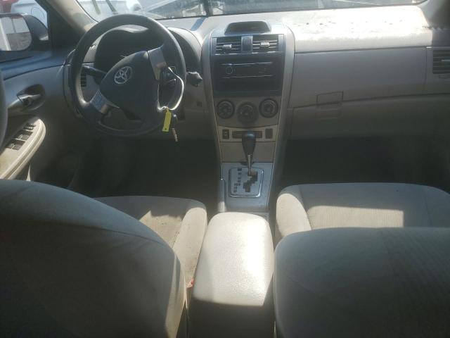 5YFBU4EE4DP139875 - 2013 TOYOTA COROLLA BASE Gris photo 8