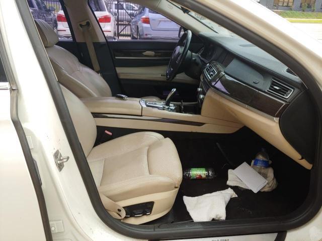 WBAKC8C5XCC434836 - 2012 BMW ALPINA B7 LXI WHITE photo 5