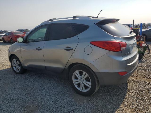 KM8JU3AC0CU506178 - 2012 HYUNDAI TUCSON GLS SILVER photo 2