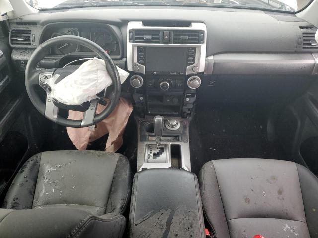 JTENU5JR3N6019517 - 2022 TOYOTA 4RUNNER SR5/SR5 PREMIUM 银色 照片 8