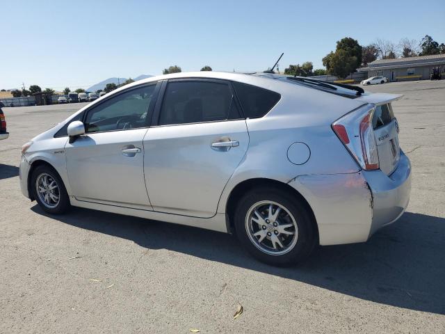 JTDKN3DU7B0288627 - 2011 TOYOTA PRIUS 银色 照片 2