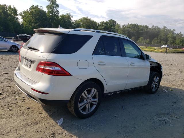 4JGDA5HB0CA031101 - 2012 MERCEDES-BENZ ML 350 4MATIC WHITE photo 3